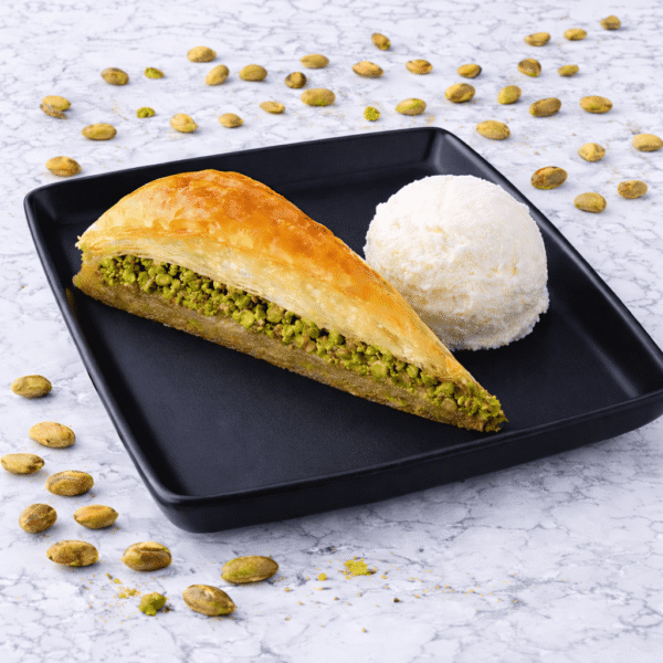 Fıstıklı Havuc Dilimi Baklava