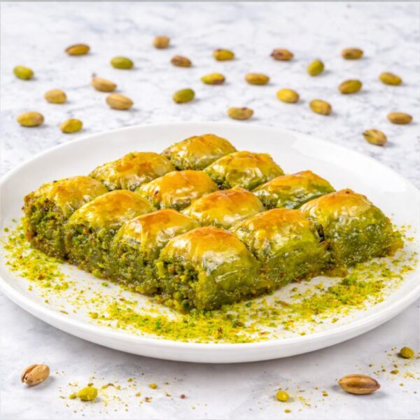 Fıstıklı Özel Baklava